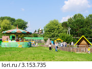 Большереченский  зоопарк. Зона отдыха. (2011 год). Редакционное фото, фотограф Галина Хорошман / Фотобанк Лори