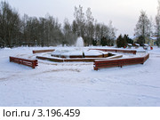 Город Старая Русса. Курорт. Муравьевский фонтан с минеральной водой (2012 год). Редакционное фото, фотограф Сергей Лаврентьев / Фотобанк Лори