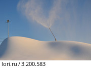 Снеговая пушка. Стоковое фото, фотограф Елена Коромыслова / Фотобанк Лори