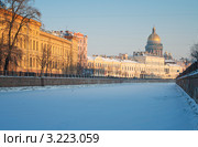 Санкт-Петербургский государственный университет аэрокосмического. приборостроения. Река Мойка. Исаакиевский собор (2012 год). Стоковое фото, фотограф Александр Алексеев / Фотобанк Лори
