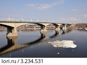 Ледоход на Волге (2010 год). Стоковое фото, фотограф Голованов Сергей / Фотобанк Лори