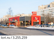 Ресторан быстрого питания KFC. Санкт-Петербург (2012 год). Редакционное фото, фотограф Румянцева Наталия / Фотобанк Лори