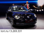 Автомобиль Фольксваген Битл на 64-м Франкфуртском автосалоне (2011 год). Редакционное фото, фотограф Sergey Borisov / Фотобанк Лори