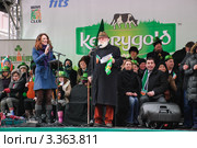 Ирландские гости на сцене  в День святого Патрика на Арбате. 2012 год. Редакционное фото, фотограф Алёшина Оксана / Фотобанк Лори