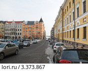 Площадь. Улица. Машины. (2012 год). Редакционное фото, фотограф Сергей Бойков / Фотобанк Лори