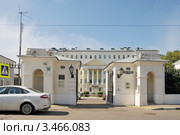 Городская усадьба Т.И.Тутолмина на Гончарной улице,12 в Москве (2011 год). Редакционное фото, фотограф stargal / Фотобанк Лори