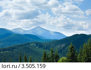 Летний горный пейзаж (гора Говерла на заднем плане) (2011 год). Стоковое фото, фотограф Юрий Брыкайло / Фотобанк Лори