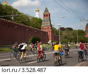 Парад велосипедистов в Москве 20 мая 2012г. Редакционное фото, фотограф Наталья Волкова / Фотобанк Лори