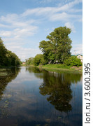 Река Кашинка летним днем (2012 год). Стоковое фото, фотограф Виктор Карасев / Фотобанк Лори