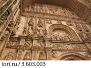 Украшение фасада монастыря Сан Эстебан в Саламанке (2012 год). Стоковое фото, фотограф Левина Татьяна / Фотобанк Лори