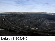 Угольный разрез (2012 год). Стоковое фото, фотограф Юлия Врублевская / Фотобанк Лори