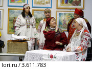 Народный Русский костюм. Обряд жениха и невесты. (2012 год). Редакционное фото, фотограф Дмитрий Неумоин / Фотобанк Лори
