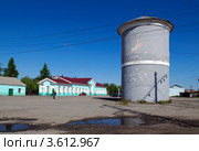 Привокзальная площадь, город Оленегорск, Мурманская область (2012 год). Стоковое фото, фотограф Вячеслав Палес / Фотобанк Лори