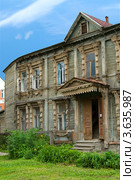 Старинный дом на улице Каляева (Семинарская), Рязань (2012 год). Стоковое фото, фотограф Инна Грязнова / Фотобанк Лори