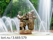 Фонтан Садко и царевна Волхова. Великий Новгород (2012 год). Редакционное фото, фотограф Александр Щепин / Фотобанк Лори
