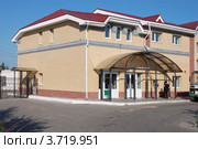 Проходная предприятия ОАО "Птицефабрика Сеймовская". Володарск (2012 год). Редакционное фото, фотограф Александр Романов / Фотобанк Лори