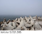 Набережная Балтийска в тумане (2012 год). Стоковое фото, фотограф Светлана Овчинникова / Фотобанк Лори