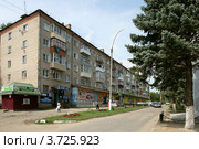 Жилой пятиэтажный дом, Струнино, Владимирская область (2012 год). Редакционное фото, фотограф Юлия Кузнецова / Фотобанк Лори