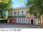 Здание Сбербанка в городе Нытва. Пермский край. Россия (2012 год). Редакционное фото, фотограф Андрей Щекалев (AndreyPS) / Фотобанк Лори