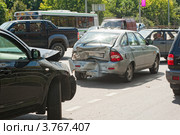 Пострадавший в аварии автомобиль "Лада Приора" на месте дтп (2012 год). Редакционное фото, фотограф Сайганов Александр / Фотобанк Лори