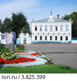 Площадь перед администрацией. Кохма (2012 год). Стоковое фото, фотограф Александр Романов / Фотобанк Лори