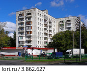 Открытое шоссе, дом № 25, к. 4. Москва (2012 год). Редакционное фото, фотограф lana1501 / Фотобанк Лори