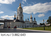 Тобольск. Вид на Софийско-Успенский собор (2012 год). Редакционное фото, фотограф Бордачёва Светлана / Фотобанк Лори