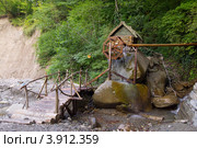 Водяная мельница, водопад "Псыдах", долина реки Аше, Лазаревское, Краснодарский край (2012 год). Стоковое фото, фотограф Вячеслав Палес / Фотобанк Лори