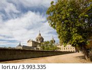 Монастырь Сан Лоренсо де Эль Эскориал в Испании. San Lorenzo de El Escorial (2012 год). Стоковое фото, фотограф Владимир Чинин / Фотобанк Лори