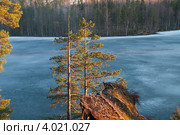 Карелия. Скальный выступ на озере Ястребином. Стоковое фото, фотограф Сергей Бойков / Фотобанк Лори