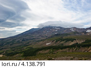 Линзовидные облака над Камчатскими горами. Стоковое фото, фотограф Борис Иванов / Фотобанк Лори