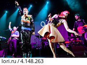 Scissor Sisters. Джейк Ширз и Ана Матроник (2012 год). Редакционное фото, фотограф Ольга Визави / Фотобанк Лори