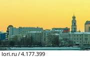 Центральная набережная города Екатеринбурга. Таймлапс. Храм (2012 год). Стоковое видео, видеограф Никита Майков / Фотобанк Лори
