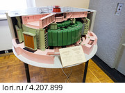 Гидрогенератор Саяно-Шушенской ГЭС (2012 год). Редакционное фото, фотограф Сергей Лаврентьев / Фотобанк Лори