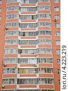 Фрагмент монолитно-кирпичного дома (2012 год). Редакционное фото, фотограф Алёшина Оксана / Фотобанк Лори