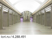 Санкт-Петербург. Метрополитен. Вестибюль станции "Улица Дыбенко" (2013 год). Редакционное фото, фотограф Литвяк Игорь / Фотобанк Лори