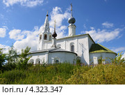 Козьмодемьянская церковь в Суздале летом. Золотое кольцо России (2012 год). Стоковое фото, фотограф Овчинникова Ирина / Фотобанк Лори