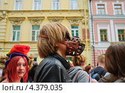 Ряженные на параде мыльных пузырей Dreamflash (2012 год). Редакционное фото, фотограф Алёшина Оксана / Фотобанк Лори