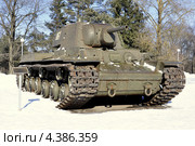 Тяжёлый танк КВ - 1. Экспозиция мемориального комплекса "Прорыв блокады Ленинграда". (2013 год). Редакционное фото, фотограф Владимир Кошарев / Фотобанк Лори