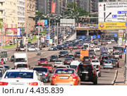 Движение на Садовом кольце (2012 год). Редакционное фото, фотограф Алёшина Оксана / Фотобанк Лори