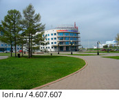 Омск. Здание бывшего речного вокзала, гостиница "Маяк" (2013 год). Редакционное фото, фотограф Светлана Ильева (Иванова) / Фотобанк Лори