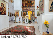 Город Боровичи. Свято-Духов монастырь. Собор Сошествия Святого Духа на Апостолов. Интерьер. Стоковое фото, фотограф FotograFF / Фотобанк Лори