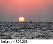 Закат солнца на морском побережье (2011 год). Стоковое фото, фотограф Анна Демьяненко / Фотобанк Лори