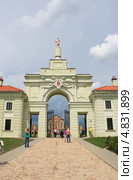 Дворцовый комплекс Сапег, Ружаны, Беларусь (2013 год). Редакционное фото, фотограф Марина Шатерова / Фотобанк Лори