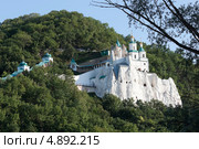 Церковь Святого Николая в Святогорске, Украина (2013 год). Стоковое фото, фотограф Валентин Лещименко / Фотобанк Лори