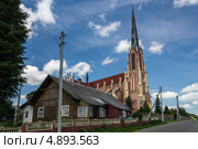 Костёл Пресвятой Троицы , Гервяты, Беларусь (2013 год). Стоковое фото, фотограф Михаил Широков / Фотобанк Лори