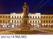 Россия, Ярославль. Памятник основателю города Ярославу Мудрому (2013 год). Редакционное фото, фотограф Литвяк Игорь / Фотобанк Лори