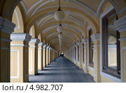 Галерея Гостиного Двора. Санкт-Петербург (2013 год). Редакционное фото, фотограф Светлана Колобова / Фотобанк Лори