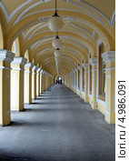 Галерея Гостиного Двора, Перинная линия. Санкт-Петербург (2013 год). Стоковое фото, фотограф Светлана Колобова / Фотобанк Лори