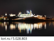 Казанский кремль с отражением в реке. Ночной город. Россия (2013 год). Стоковое фото, фотограф Михаил Коханчиков / Фотобанк Лори